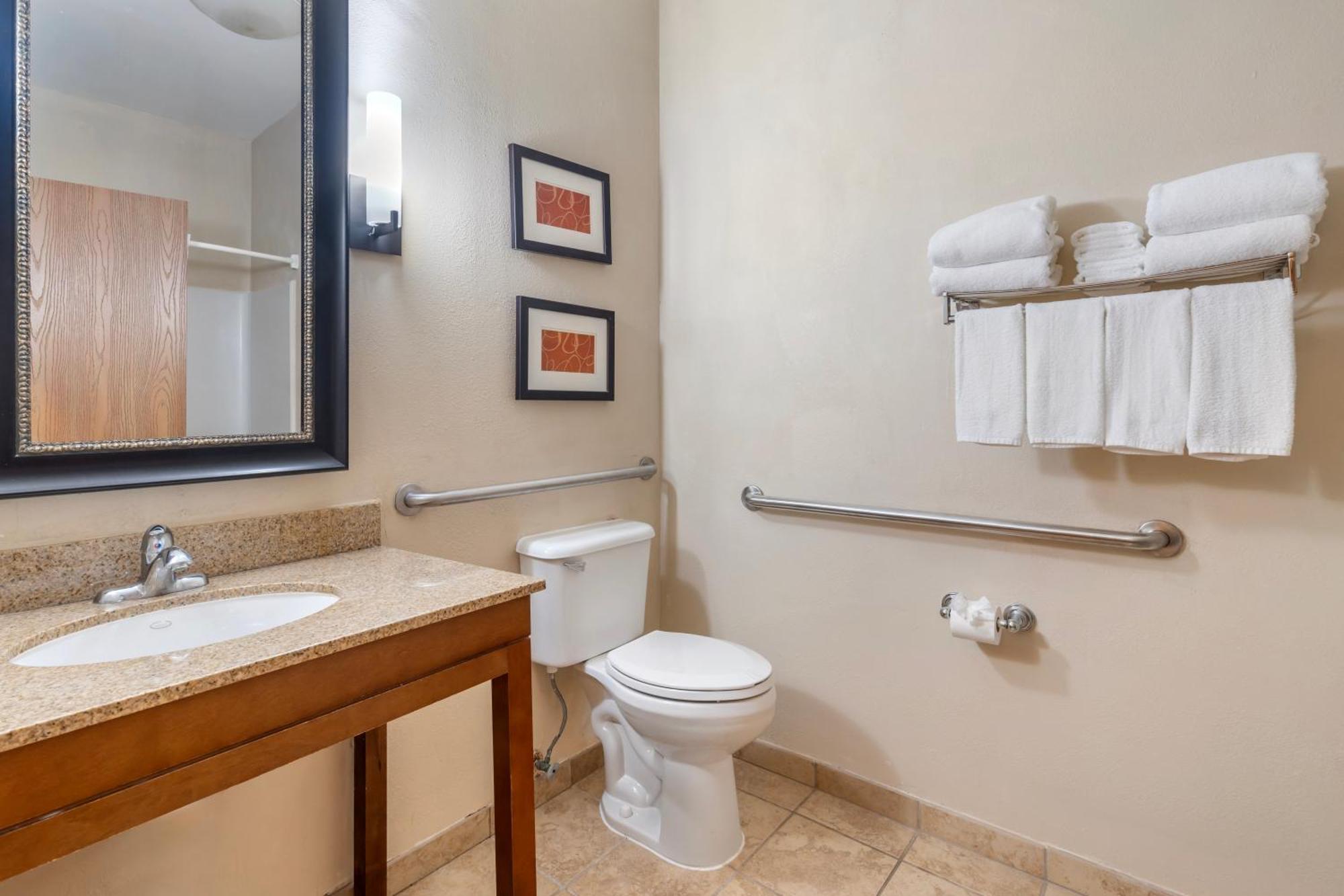 Comfort Suites Mckinney-Allen Екстериор снимка