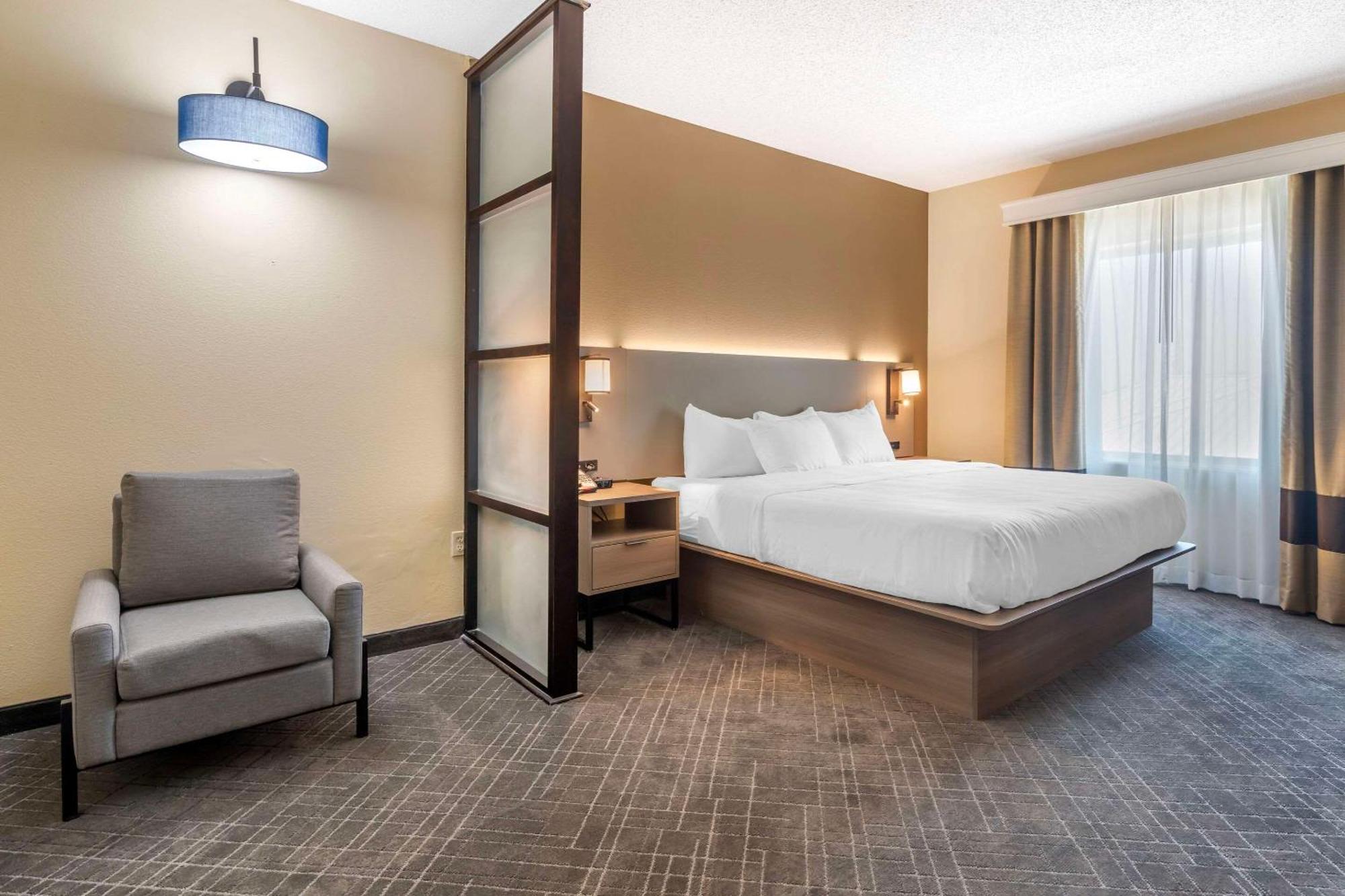 Comfort Suites Mckinney-Allen Екстериор снимка